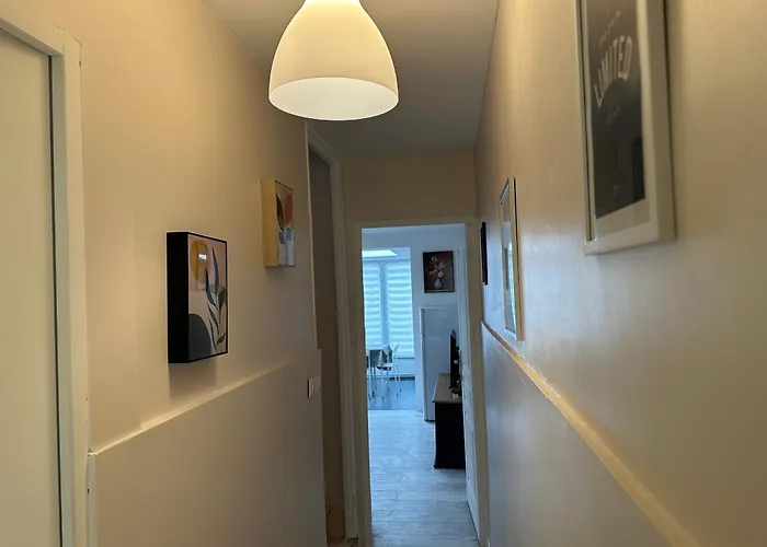 Apartment Maison Lilloise 3 *